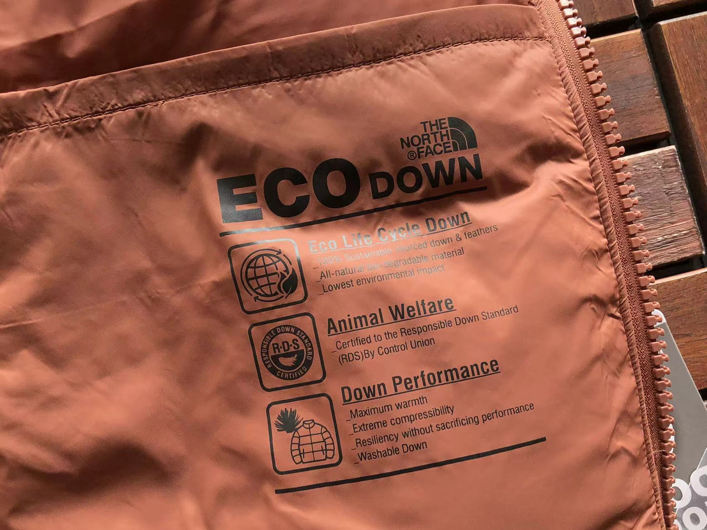 The North Face 700 Women Geacă - prezentare produs