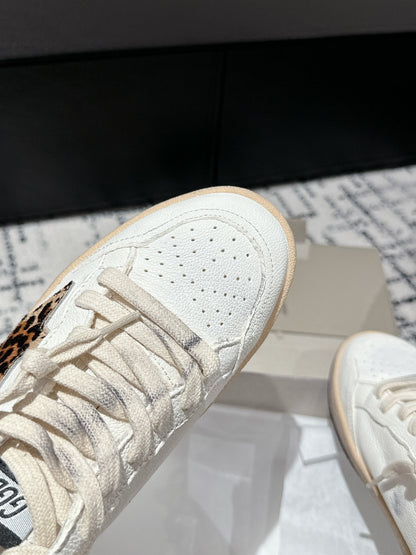 Golden Goose Deluxe G08 Pantofi sport - prezentare produs