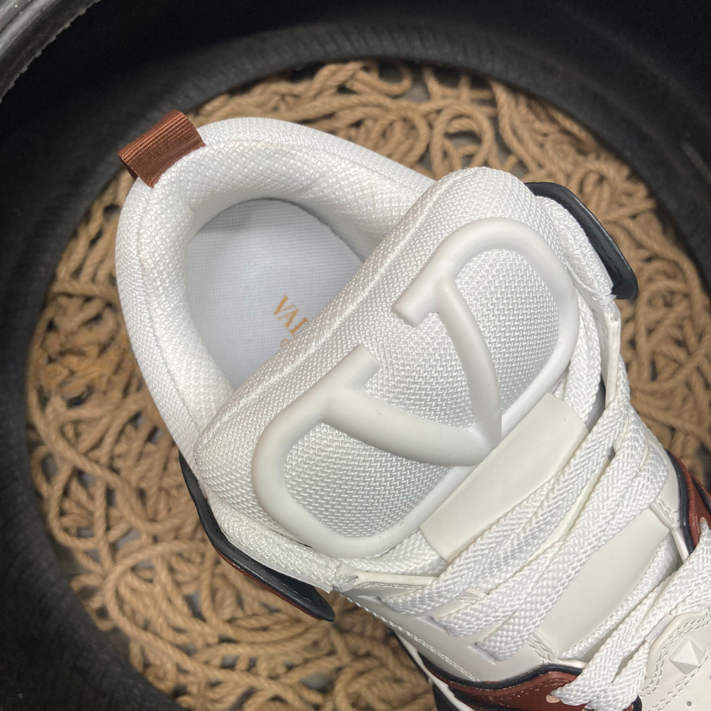 Valentino 5 - prezentare produs