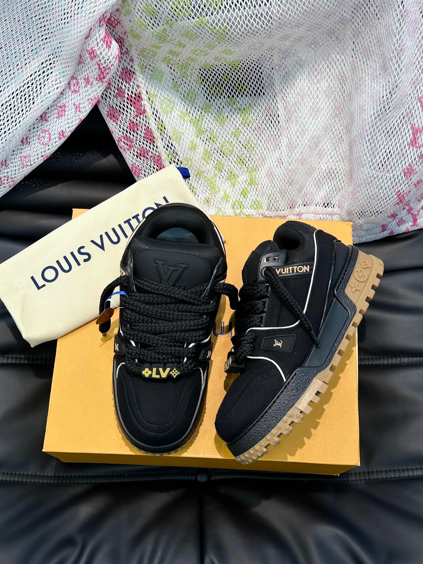 Louis Vuitton LV Pantofi sport Maxi Negru Pânză - prezentare produs