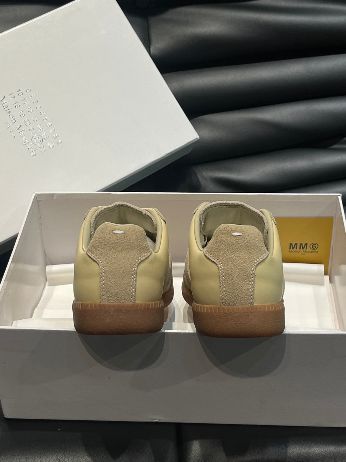 Maison Margiela Trainers Crem - prezentare produs
