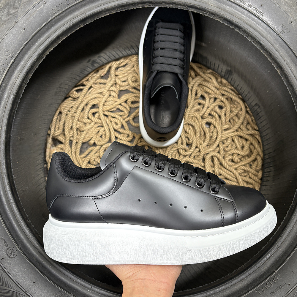 Alexander McQueen New Colecție Pantofi sport - prezentare produs