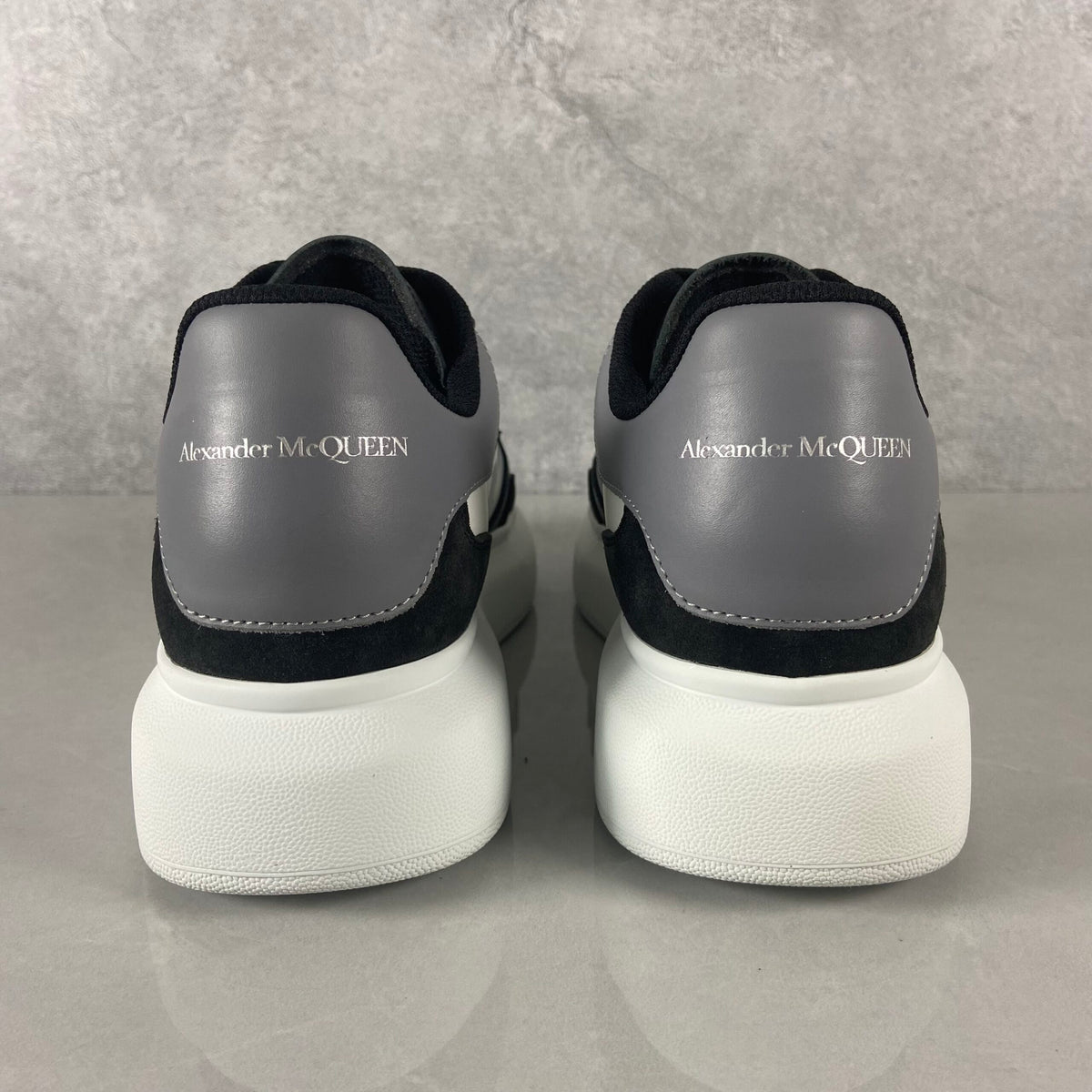 Alexander McQueen Negru Gri Alb Pantofi sport - prezentare produs