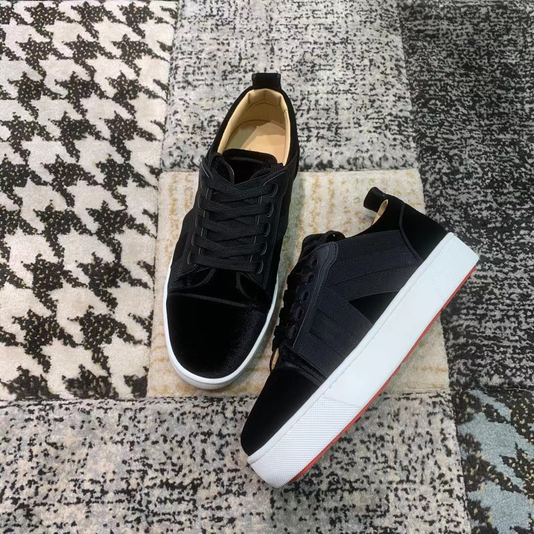 Christian Louboutin Negru Velvet High Sole Low - prezentare produs