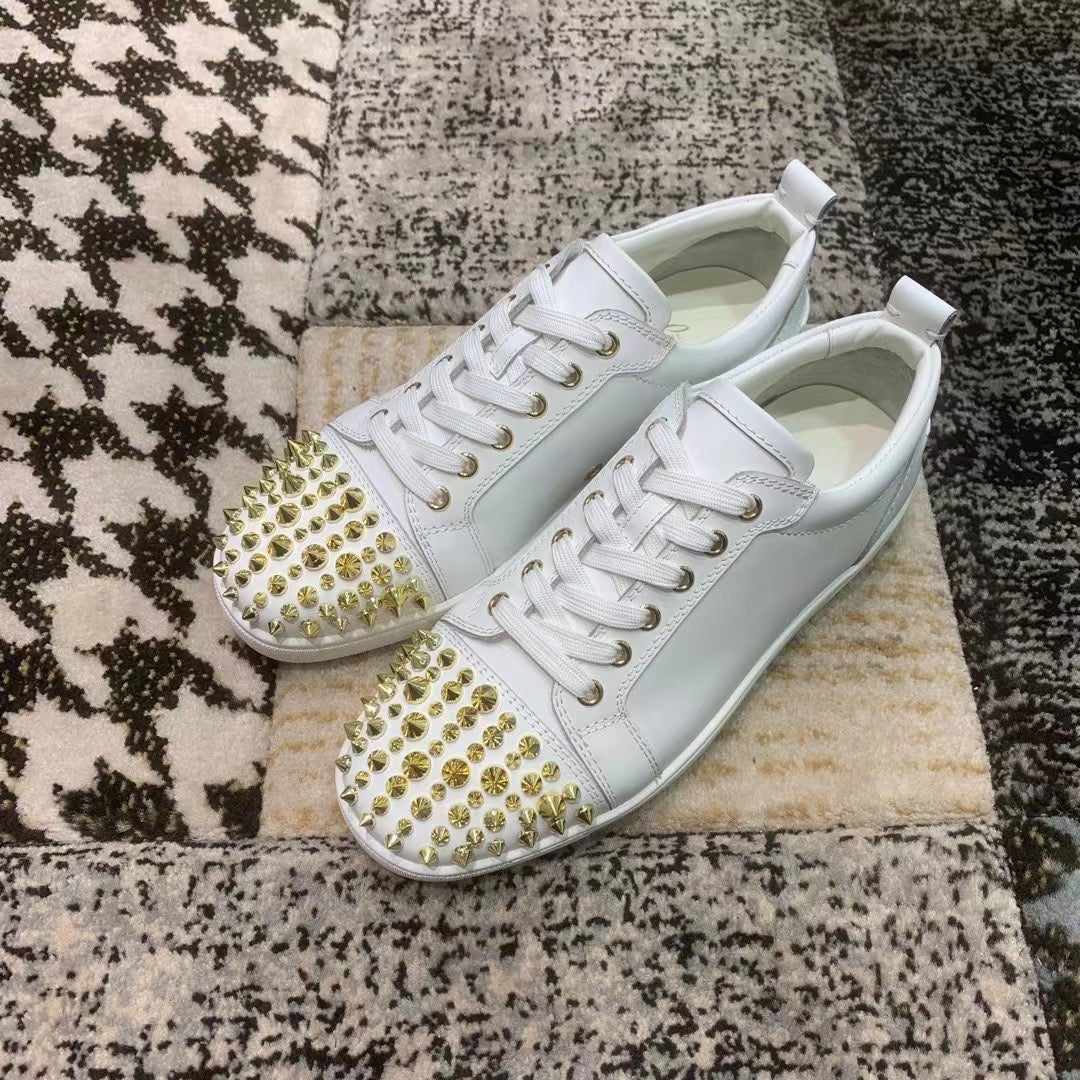 Christian Louboutin Alb Auriu Spikes Low - prezentare produs