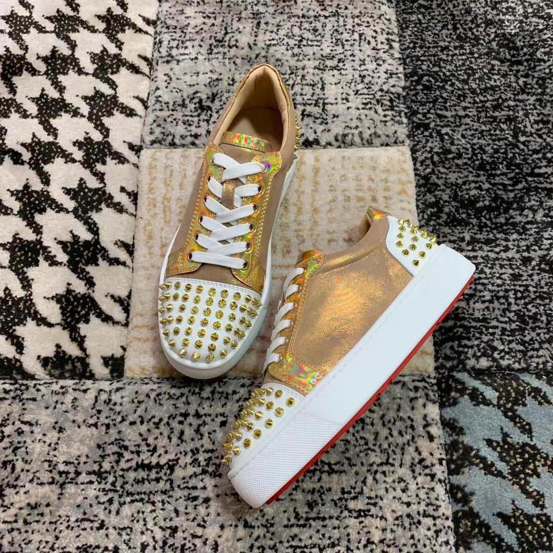 Christian Louboutin Fade Color Auriu Spikes Low - prezentare produs