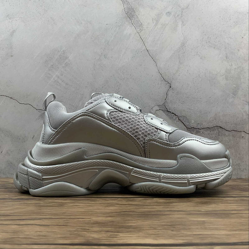Balenciaga Triple S Argintiu Pantofi sport - prezentare produs