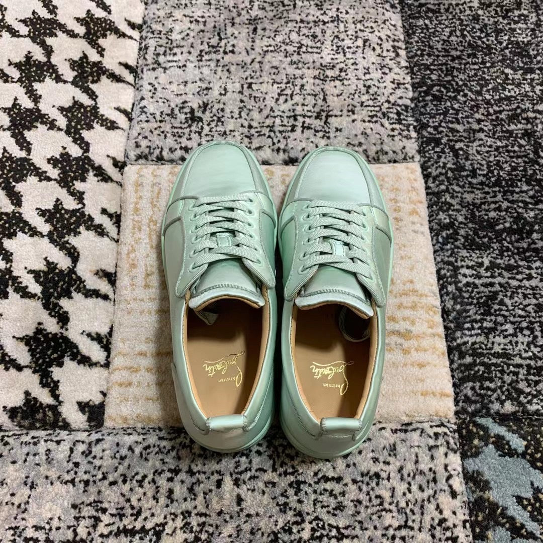 Christian Louboutin Clasic Low - prezentare produs
