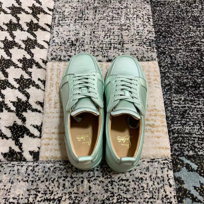 Christian Louboutin Clasic Low - prezentare produs