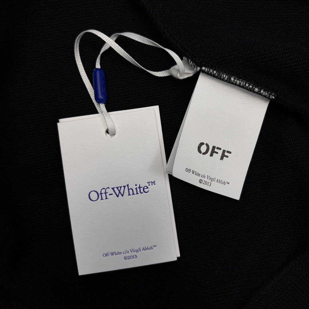 Off-White Off-White Hanorac O04 - prezentare produs