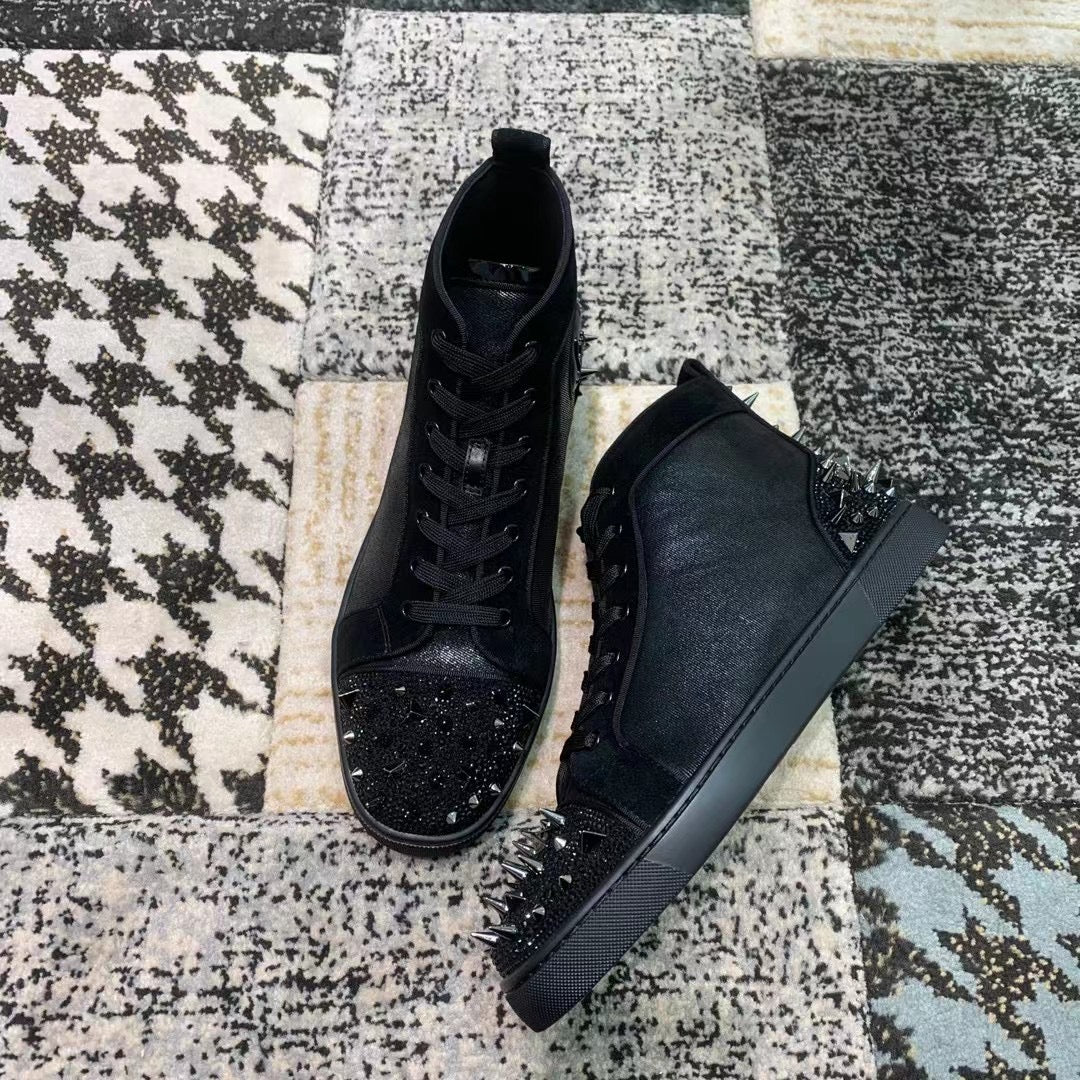 Christian Louboutin Negru Spikes High Luxury - prezentare produs