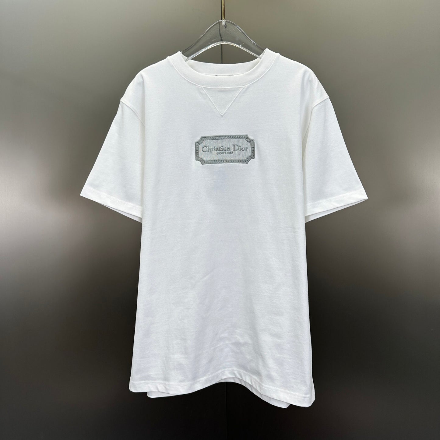 Dior Tricou Exclusive - prezentare produs