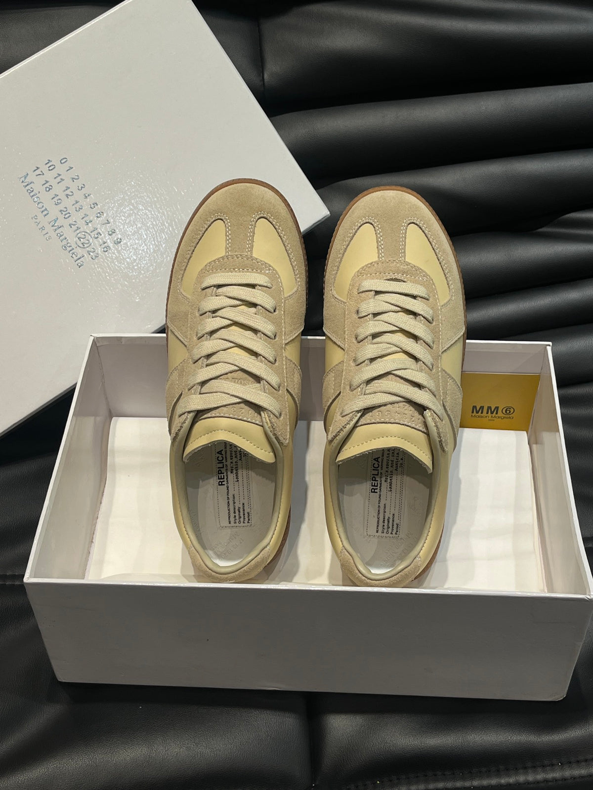 Maison Margiela Trainers Crem - prezentare produs