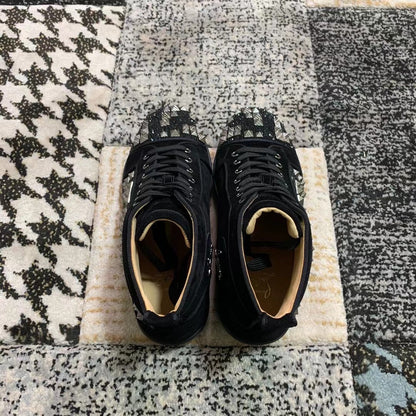Christian Louboutin Negru Diamonds High - prezentare produs
