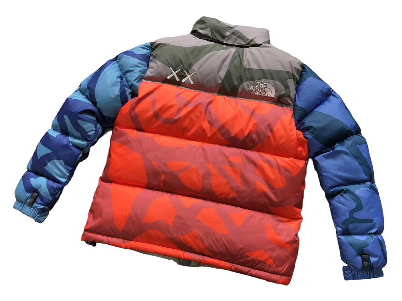The North Face X Kaws Geacă - prezentare produs