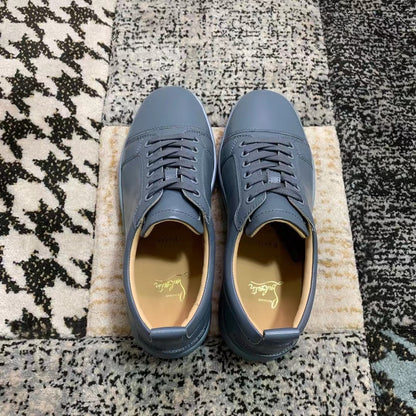 Christian Louboutin Clasic Gri Low - prezentare produs