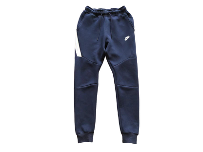 Nike Tech Pantaloni Trousers - prezentare produs