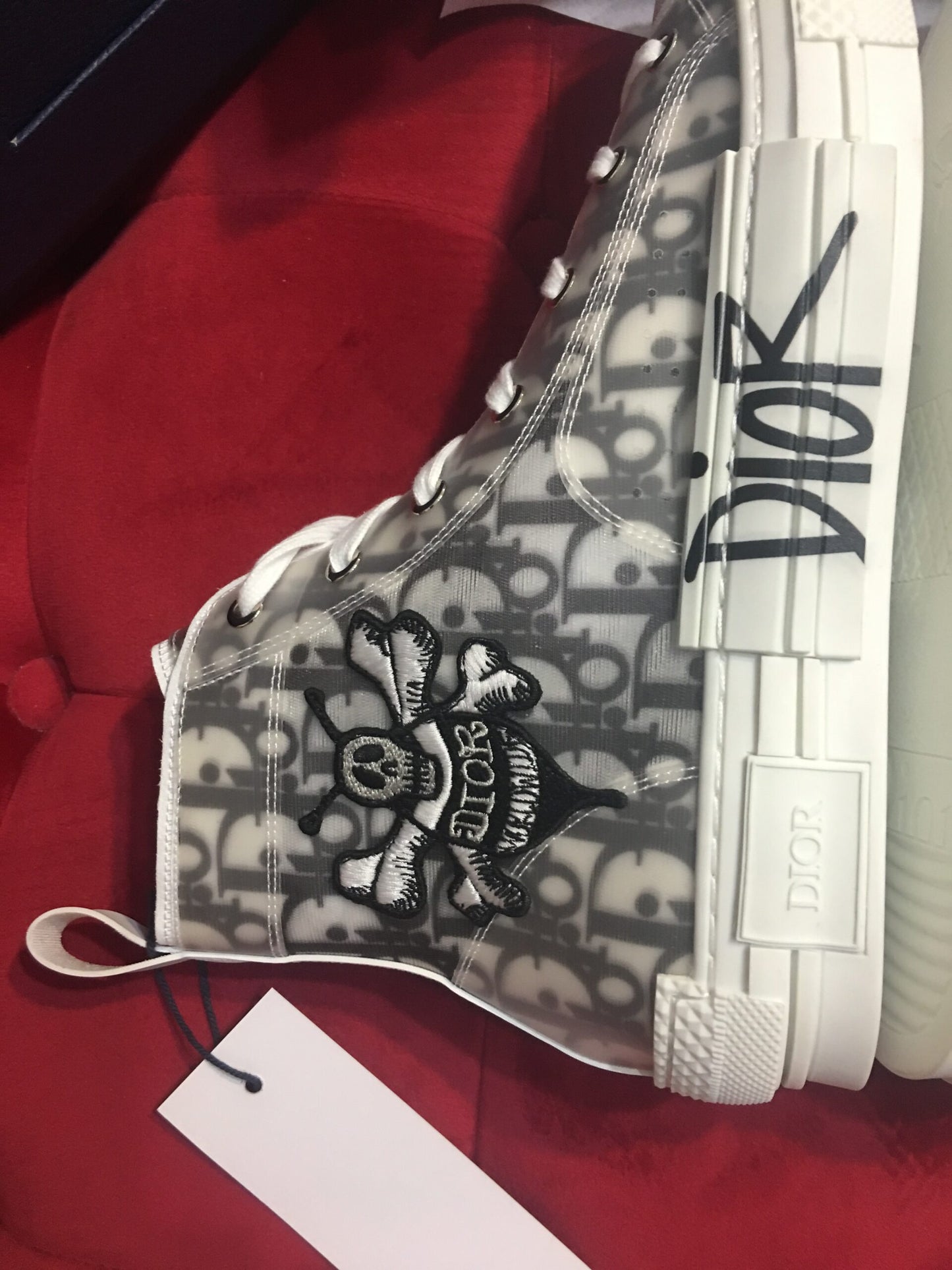 Dior B23 High Top Bee Embroidery Clothing - prezentare produs