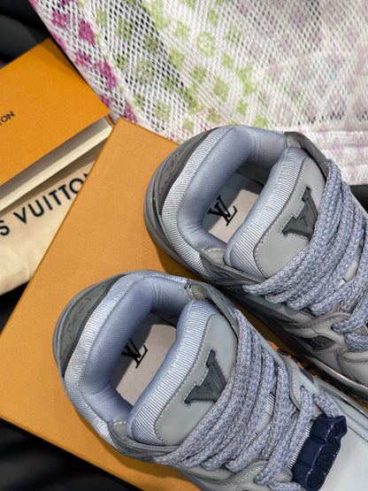 Louis Vuitton LV Trainers Maxi Washed Gri - prezentare produs