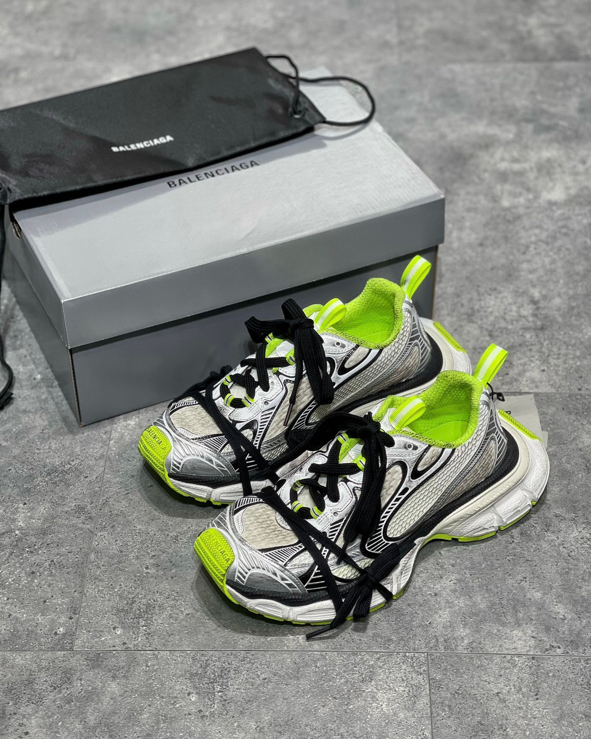 Balenciaga 3XL Lime Gri - prezentare produs