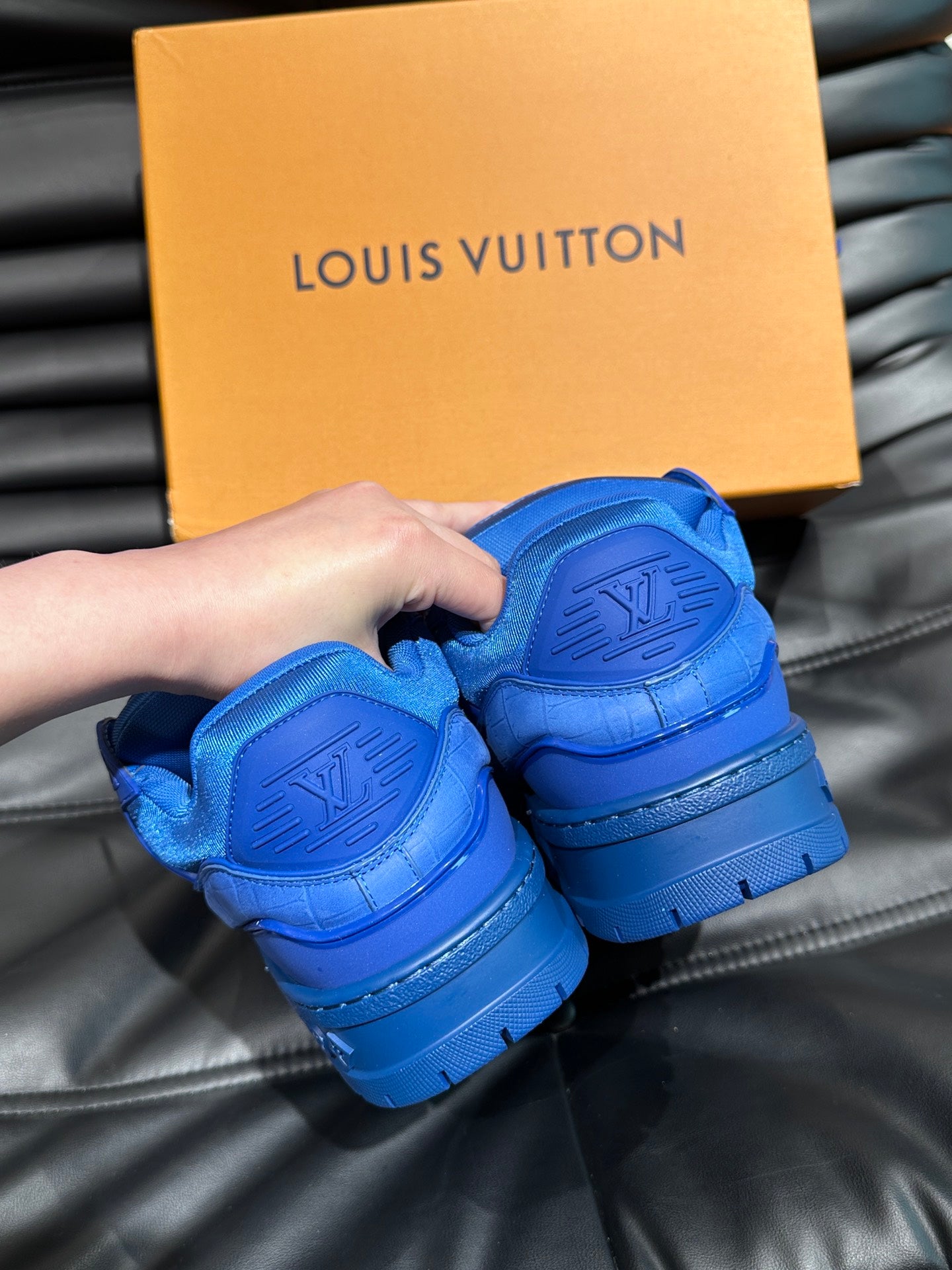 Louis Vuitton LV Trainers Maxi Albastru - prezentare produs