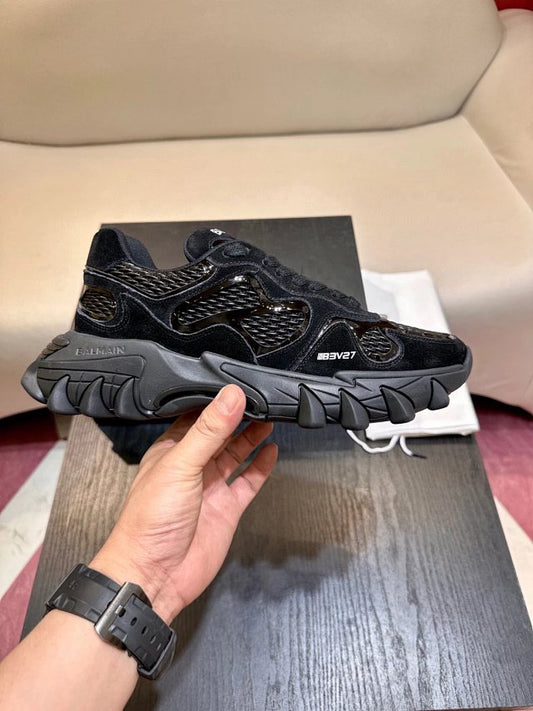 Balmain Casual Sport Alb - prezentare produs