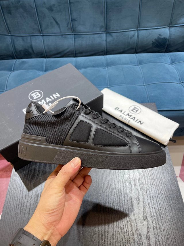 Balmain Casual Piele Negru - prezentare produs