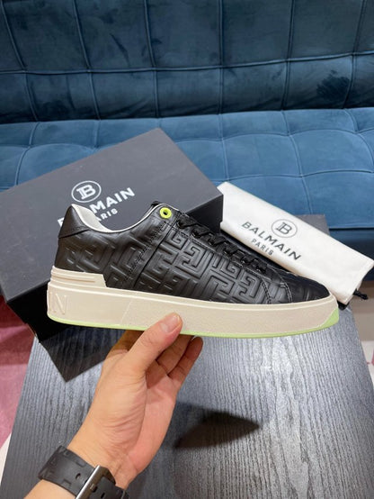 Balmain Casual Piele Negru - prezentare produs