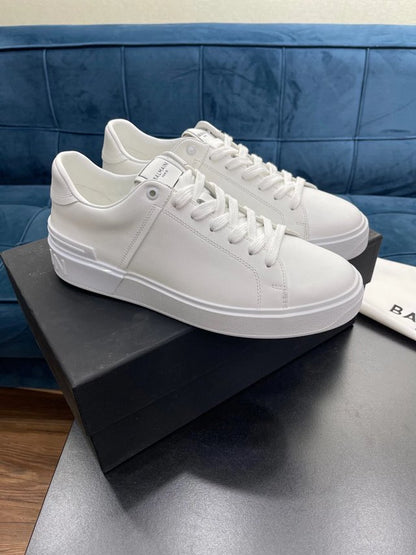 Balmain Casual Piele Alb - prezentare produs