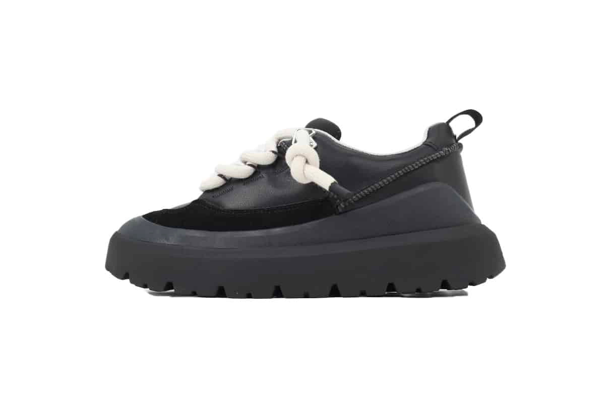 UGG Clasic Hybrid - prezentare produs