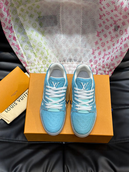 Louis Vuitton LV 600a Albastru - prezentare produs