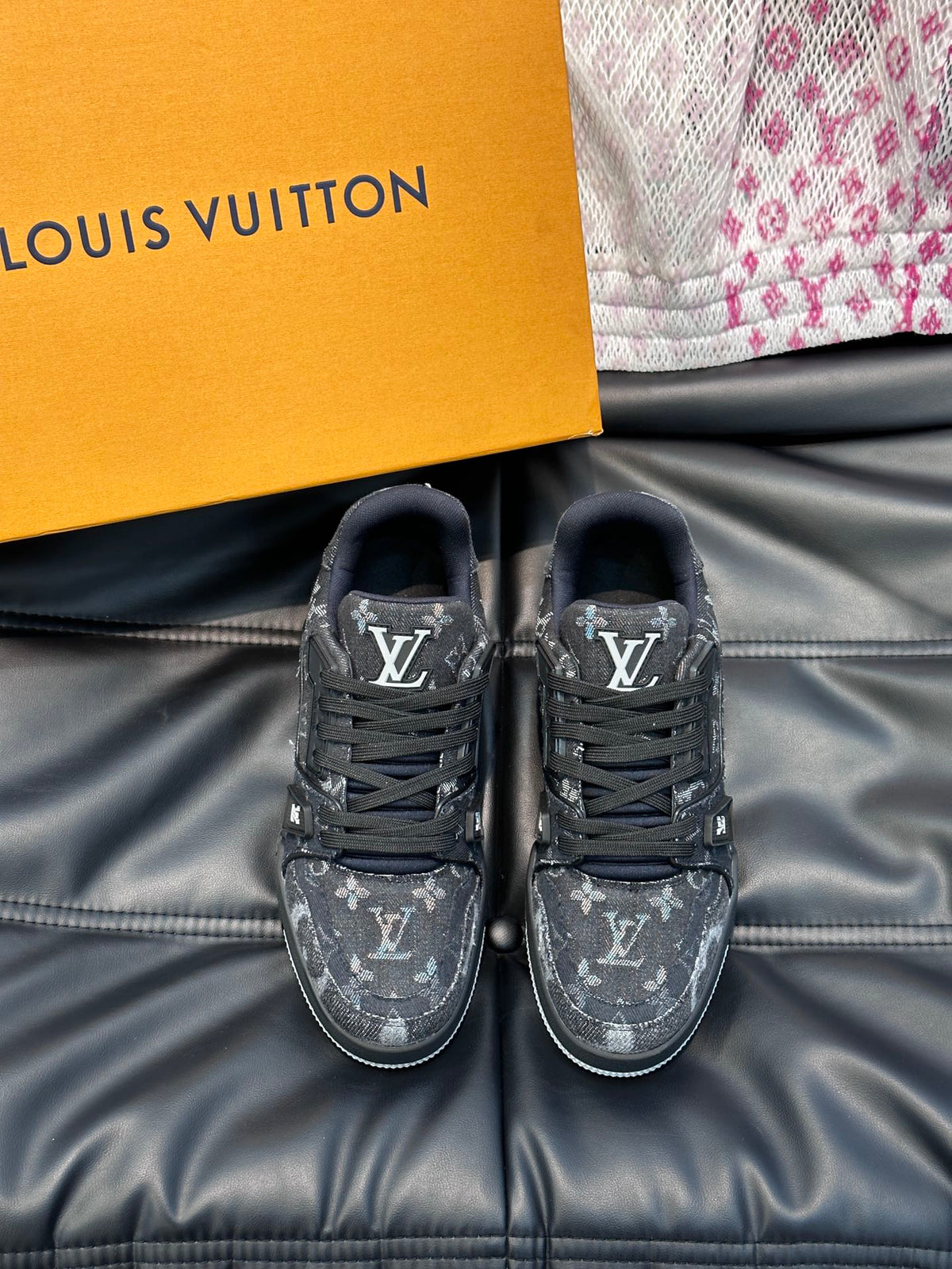 Louis Vuitton LV 600a Negru Pattern Pantofi sport - prezentare produs