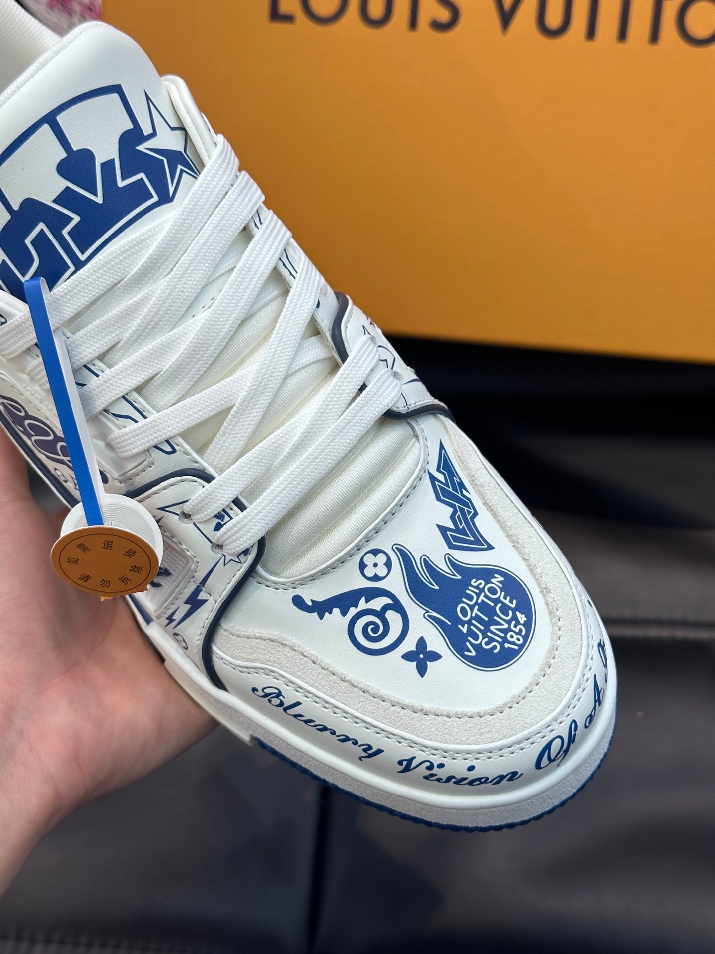 Louis Vuitton LV 600a Negru Roșu Pantofi sport - prezentare produs