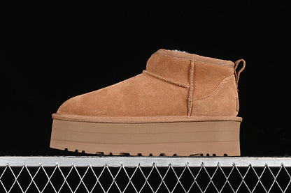 UGG Dakota 8cm - prezentare produs