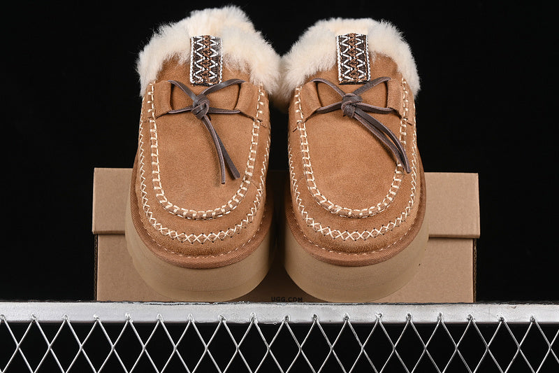 UGG Disquette Alpine Ghete - prezentare produs