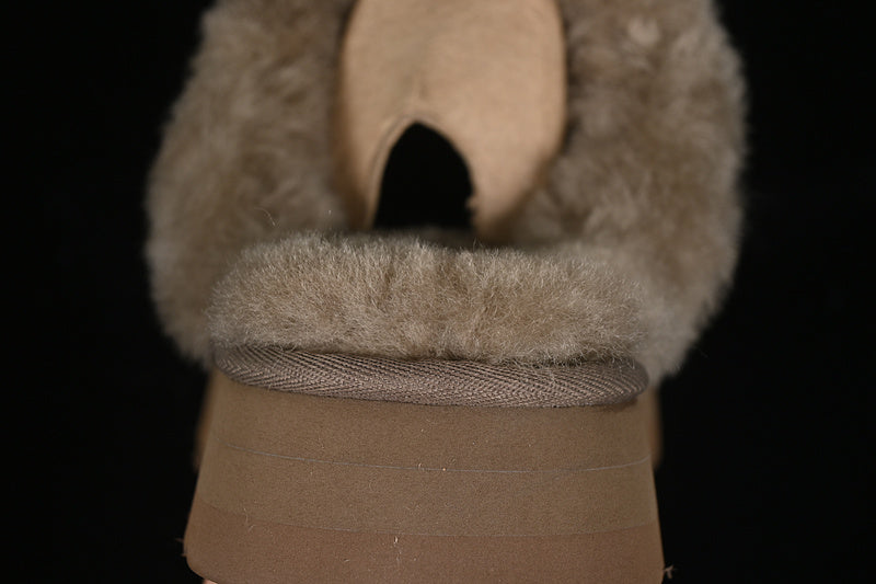 UGG Disquette Alpine Ghete - prezentare produs