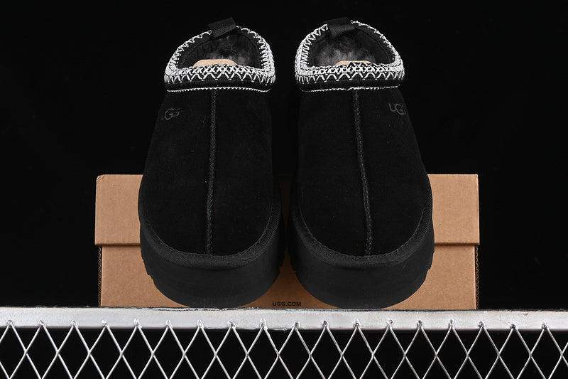 UGG Tazz Negru Ghete - prezentare produs