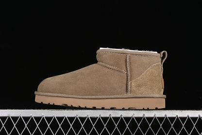 UGG Clasic Mini Maro - prezentare produs