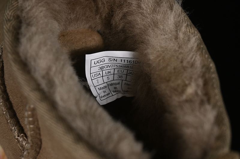 UGG Clasic Mini Maro Ghete - prezentare produs