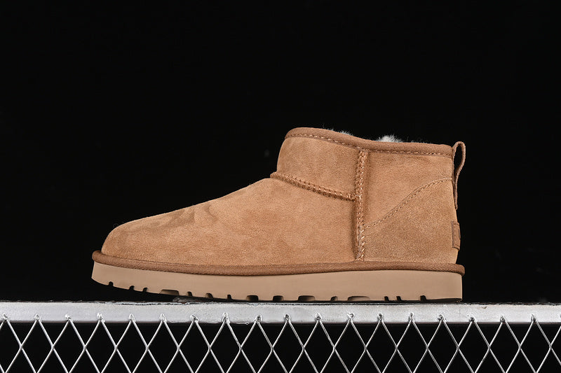 UGG Clasic Mini Light Maro Ghete - prezentare produs