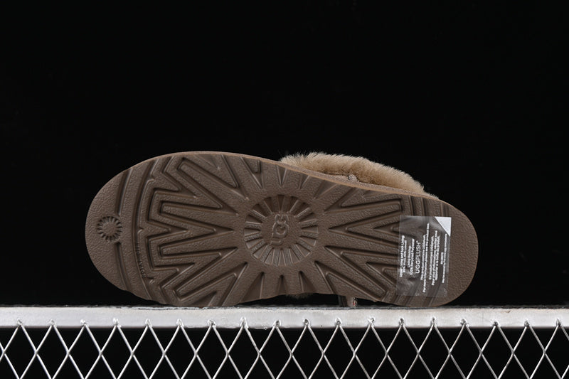 UGG Alpine Dark Maro Ghete - prezentare produs