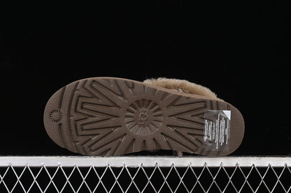 UGG Alpine Dark Maro Ghete - prezentare produs