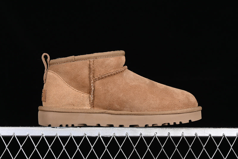 UGG Clasic Mini Maro Ghete - prezentare produs