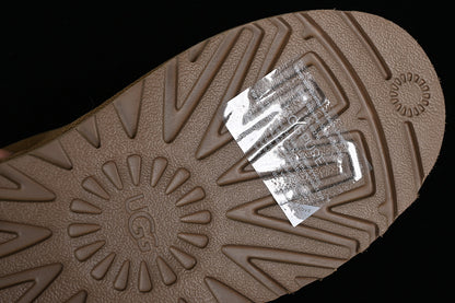 UGG Clasic Mini Maro Ghete - prezentare produs