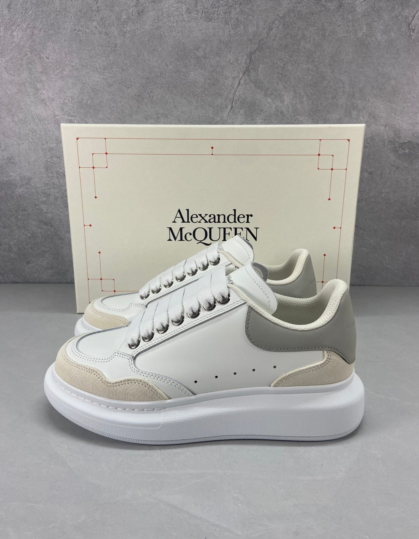 Alexander McQueen Crem Gri Alb - prezentare produs