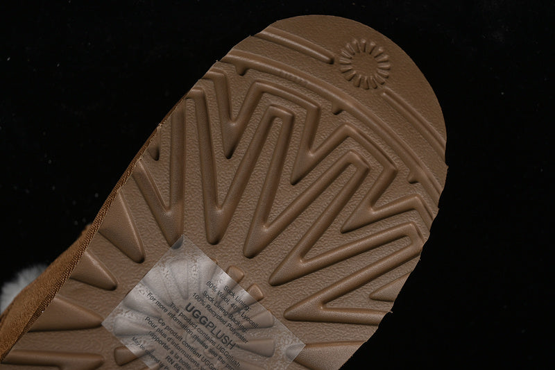 UGG Clasic Maro Ghete - prezentare produs