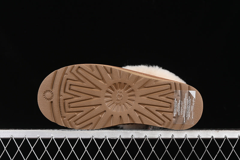 UGG Alpine Maro Ghete - prezentare produs