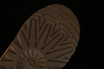 UGG Clasic Ghete - prezentare produs