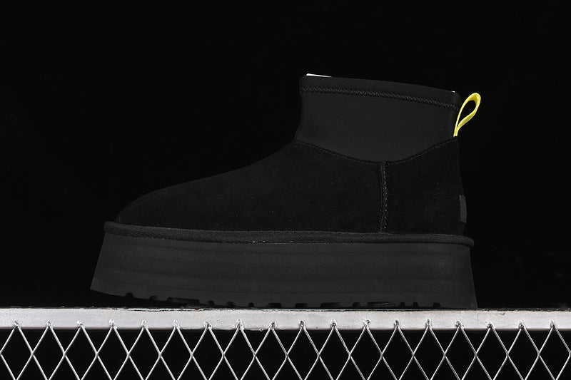 UGG Dakota Negru - prezentare produs