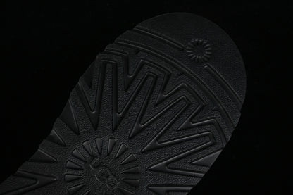 UGG Dakota Negru Ghete - prezentare produs